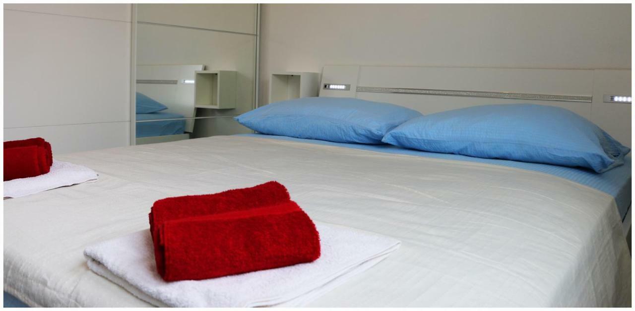 Apartman Loretta Примоштен Экстерьер фото