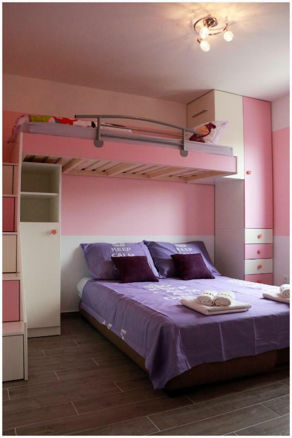 Apartman Loretta Примоштен Экстерьер фото
